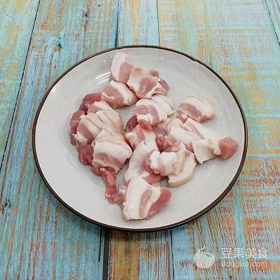 酸菜炖粉条五花肉的做法（五花肉粉条炖酸菜怎么做）-3