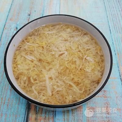 酸菜炖粉条五花肉的做法（五花肉粉条炖酸菜怎么做）-5