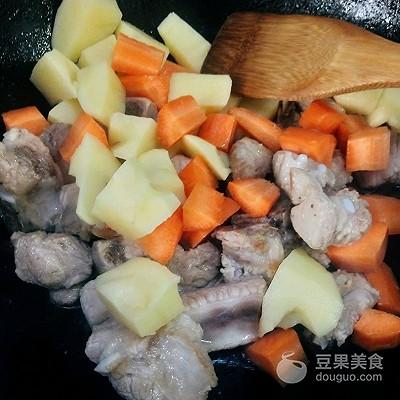 清炖排骨的做法及配料_清炖排骨的家常做法-4