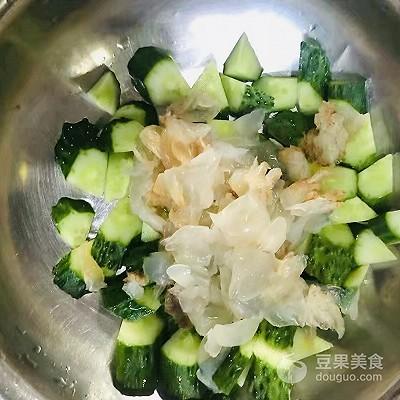 凉拌海蜇头的家常做法（凉拌海蜇头怎样做好吃）-8