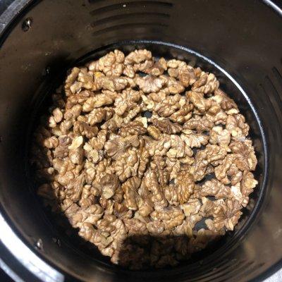 琥珀芝麻核桃仁的做法-3
