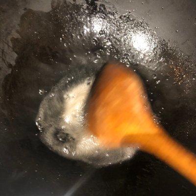 琥珀芝麻核桃仁的做法-4