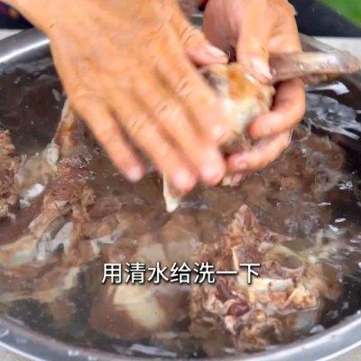 牛骨头红烧怎么做好吃又简单（牛骨怎样红烧好吃）-4