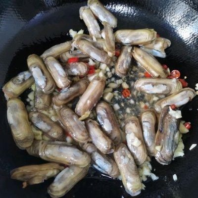 爆炒蛏子肉的家常做法（火爆蛏子的做法分享）-5