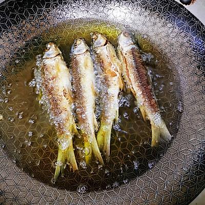 新鲜鲮鱼如何做好吃又简单-5