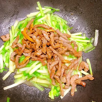 韭黄炒肉最正宗的做法（韭黄炒肉丝怎么炒）-21