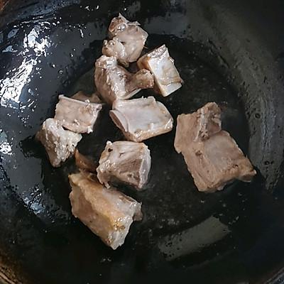 土豆炖排骨汤怎么做好吃又简单（排骨和土豆一起炖可以吗）-4