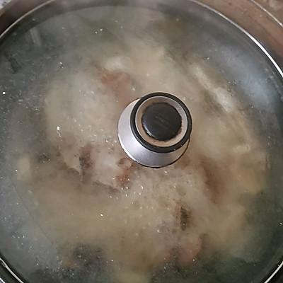土豆炖排骨汤怎么做好吃又简单（排骨和土豆一起炖可以吗）-7