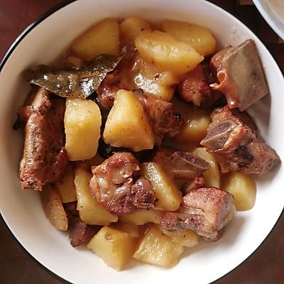 土豆炖排骨汤怎么做好吃又简单（排骨和土豆一起炖可以吗）-10