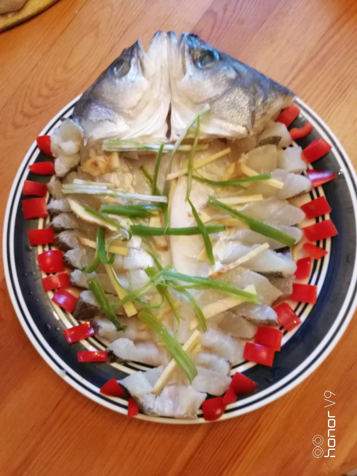 清蒸鱼怎么做鲈鱼好吃 市场上哪种鱼适合清蒸-5