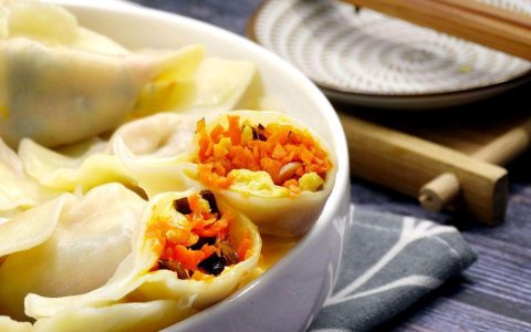 速冻饺子是不是飘起来就熟了 水饺熟了怎么看