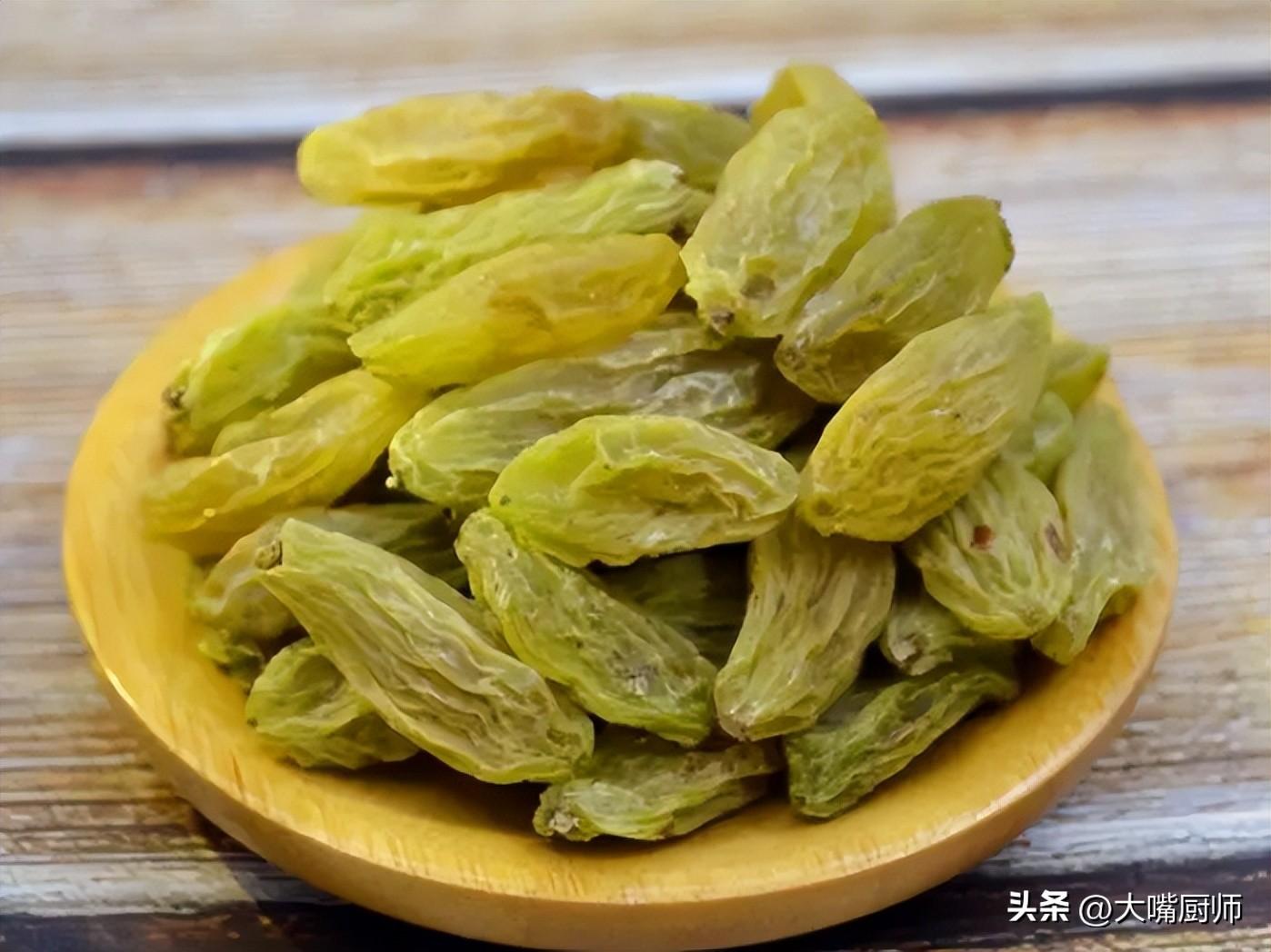 葡萄干是风干的还是晒干的（怎么鉴别葡萄干是自然风干）-2