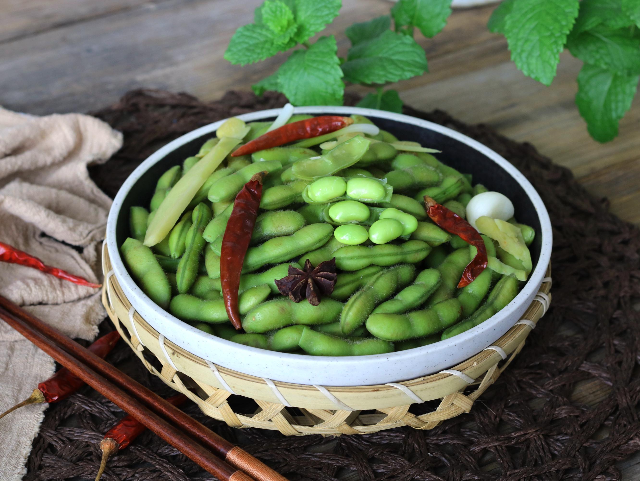 水煮毛豆要煮多久入盐（盐煮毛豆几分钟熟）-10