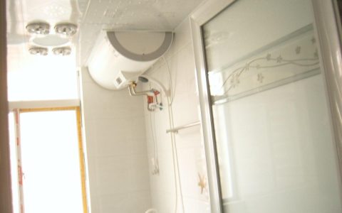 厨房热水器安装高度，热水器一定要装在高处吗