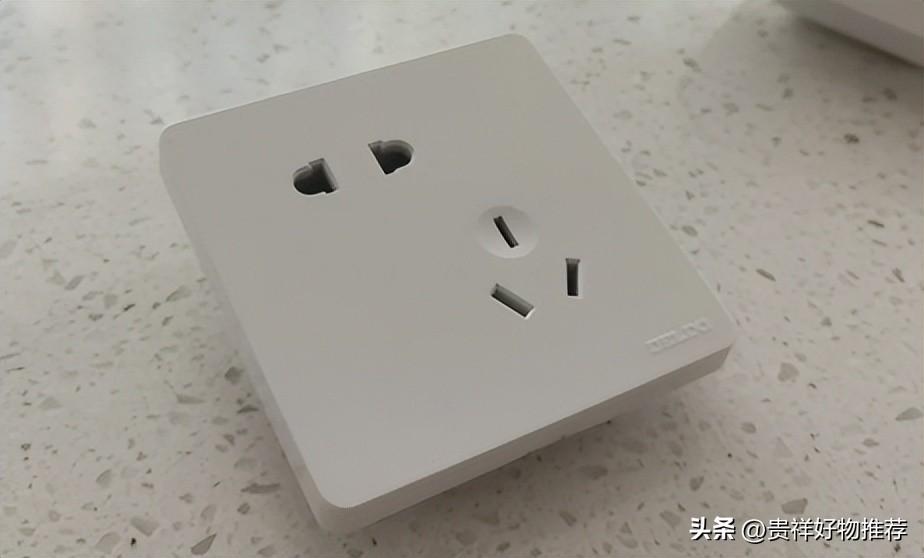 德力西和公牛插座哪个质量好（德力西开关是几线品牌）-2