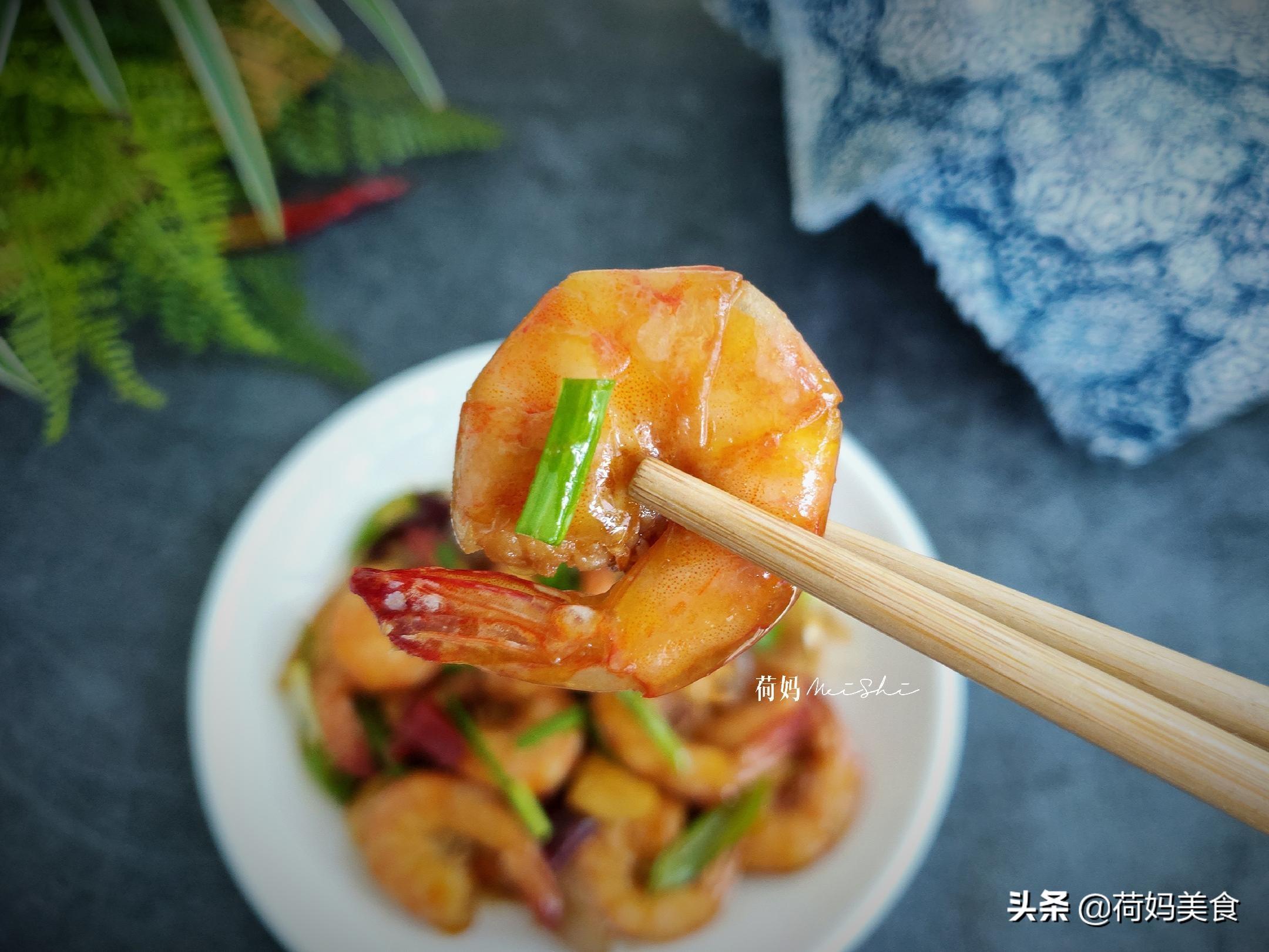 啤酒虾怎么做才好吃窍门（用啤酒做虾如何做好吃）-2