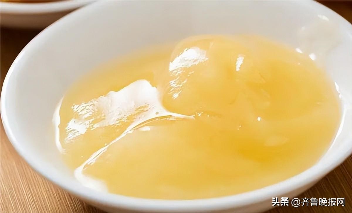 蜂蜜真假用水一冲就知道（鉴别椴树蜜真假的最简单方法）-1