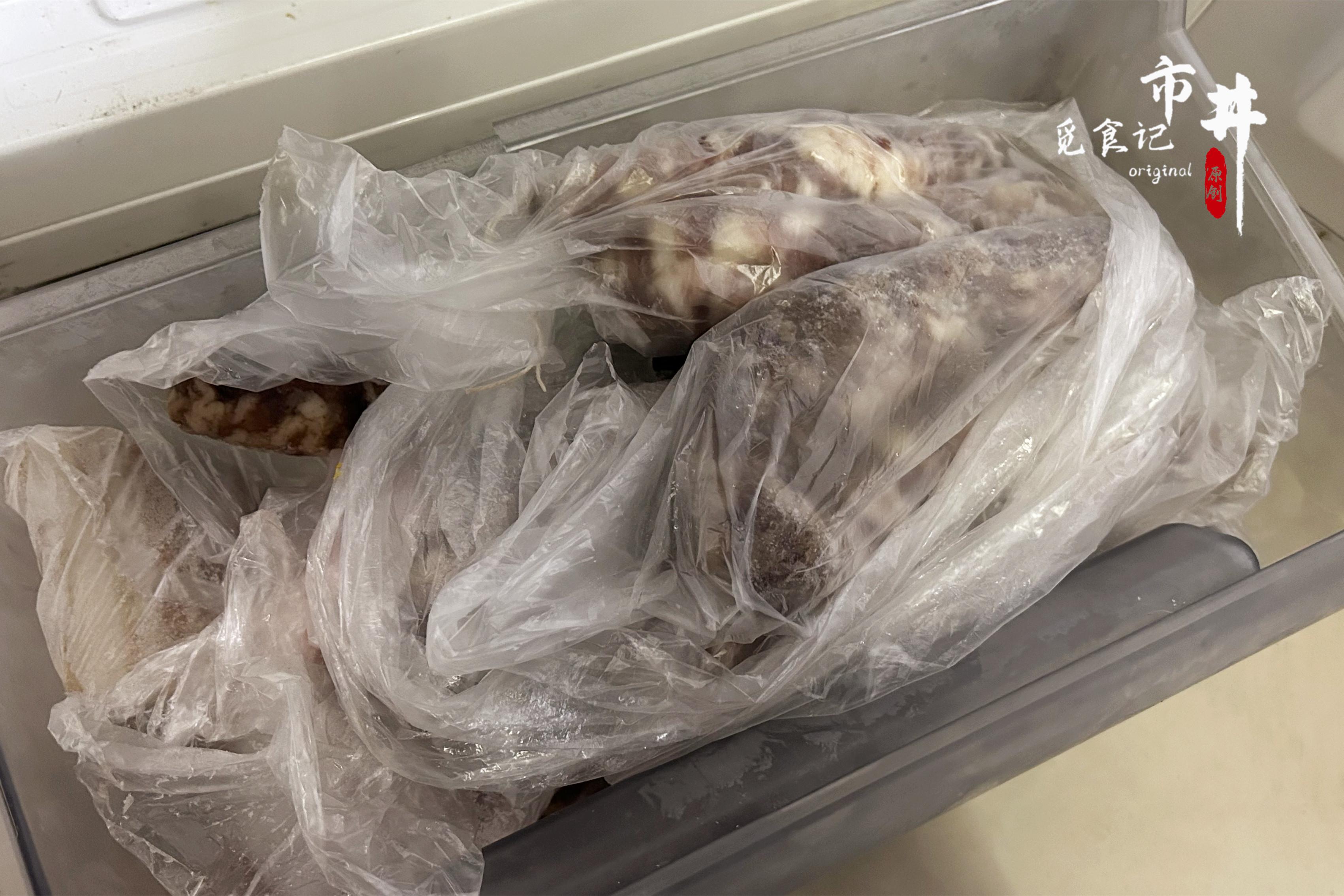 腊肉冷藏还是冷冻保存（辣椒炒腊肉的家常做法）-15