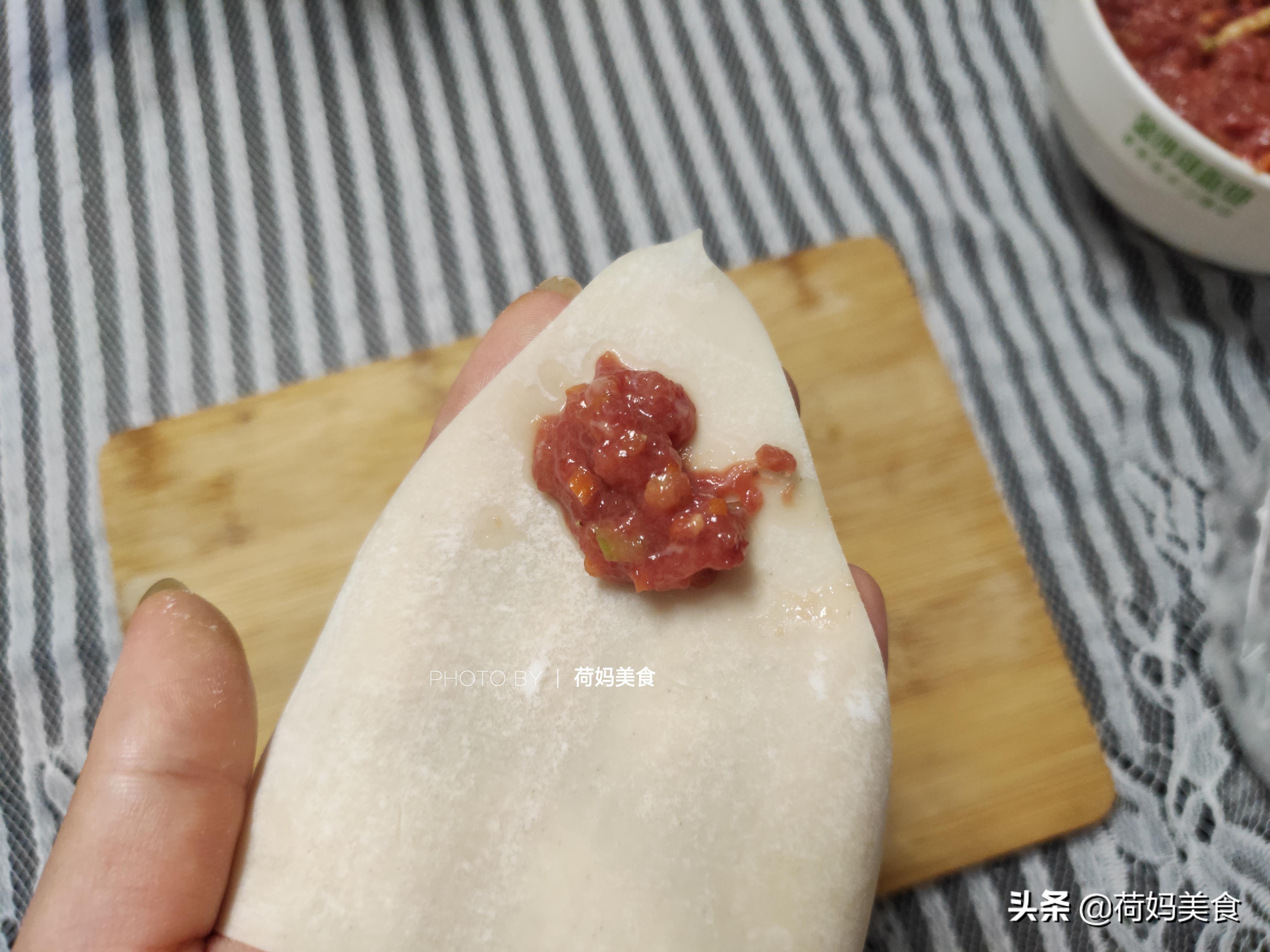 牛肉抄手馅怎么做才嫩（牛肉抄手馅做法教程）-7