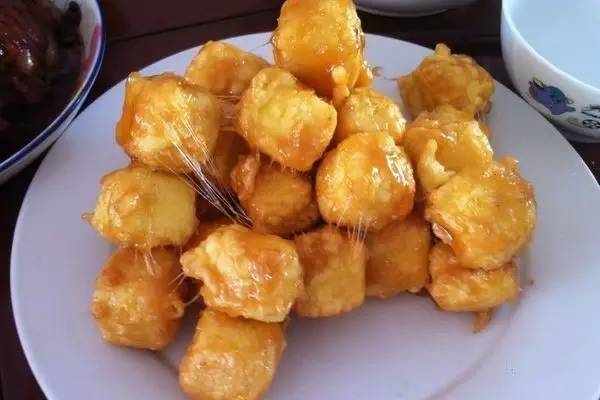 拔丝奶豆腐用什么淀粉 如何做拔丝奶豆腐-1