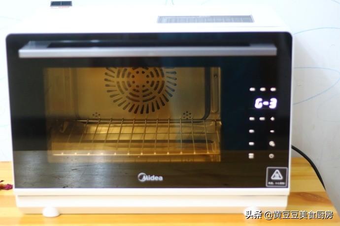鸡翅怎么腌制烤出来才好吃（鸡翅的腌制方法和配料）-8