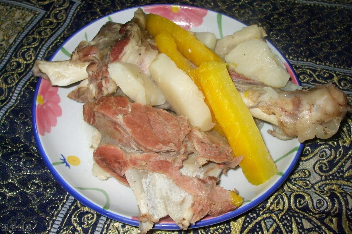 羊肉汤里面加什么配菜好吃-5