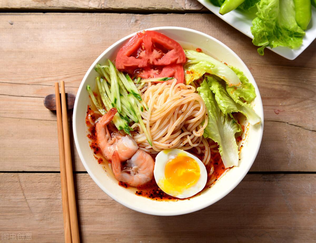冷面是哪个地方的特产（冷面是哪个国家的食物）-1