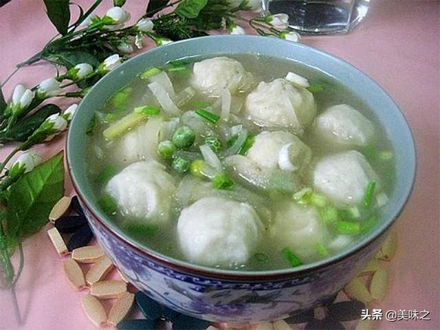 鱼丸煮汤配什么煮最好（鱼丸跟什么绝配最好吃）-4