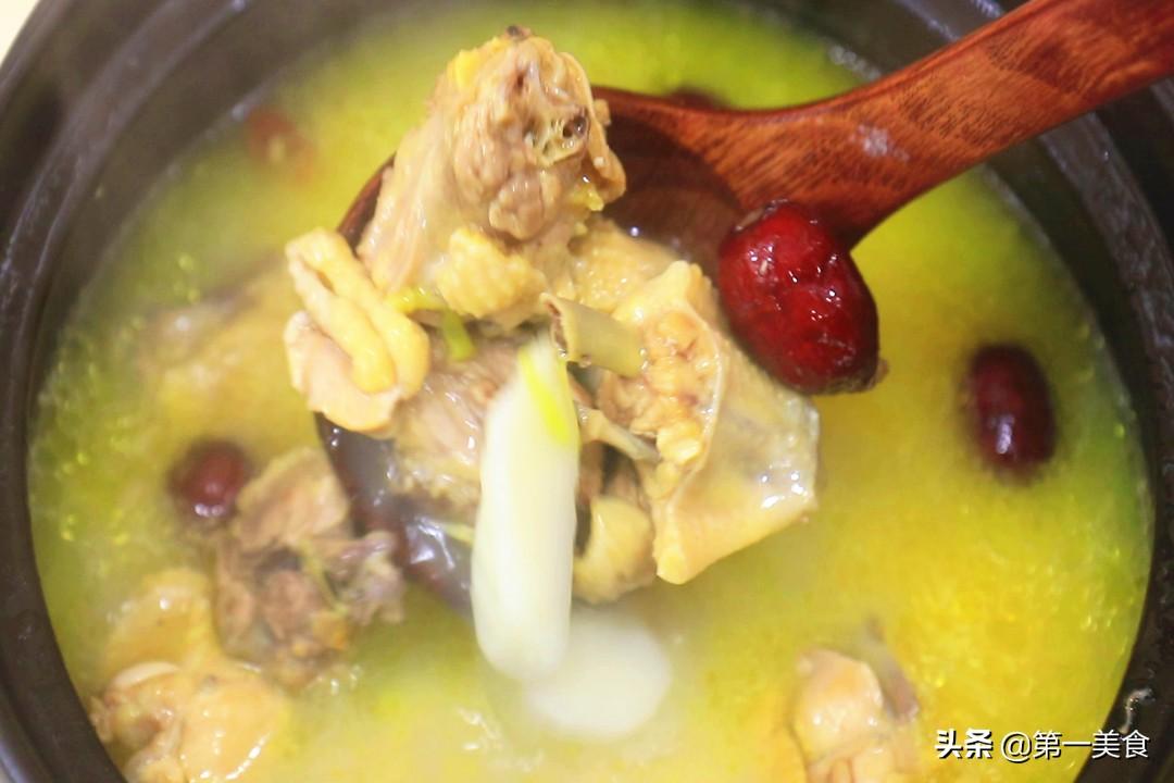 鸡肉冷水焯还是开水焯（炖鸡汤的鸡炒一下炖还是直接炖）-11