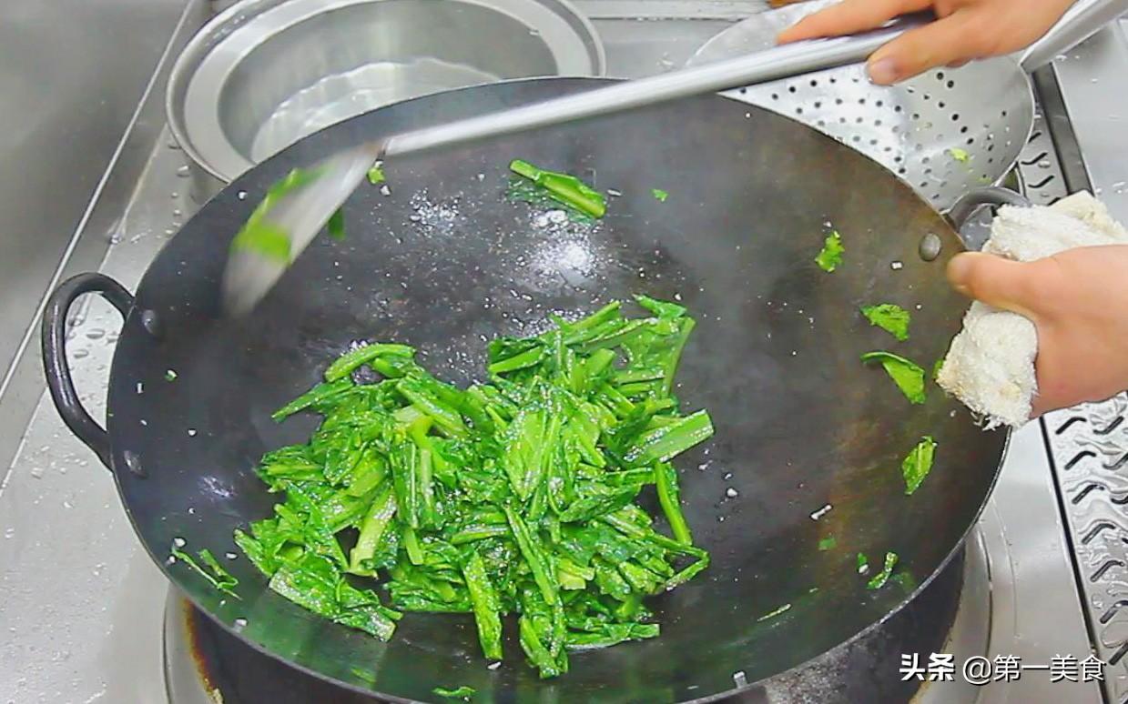 油麦菜怎么炒好吃又简单（豆豉油麦菜做法）-5