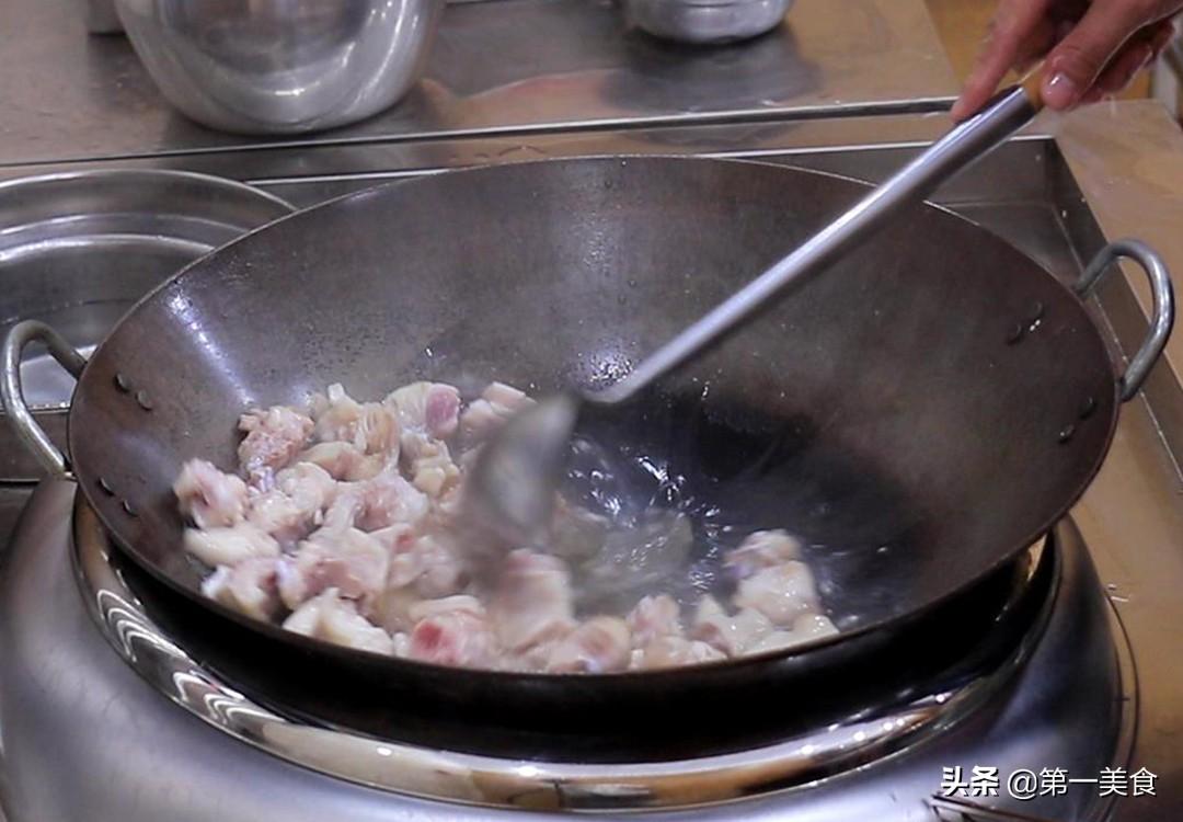 猪蹄的做法大全家常做法（猪蹄的做法最正宗的做法）-4