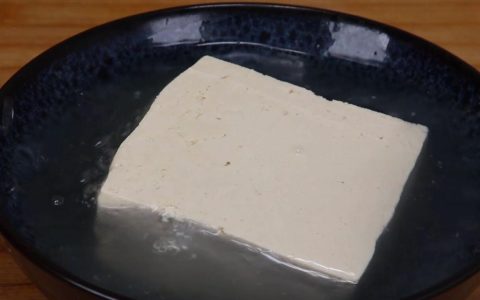 肉炒豆腐怎么做好吃_怎样做肉末嫩豆腐好吃