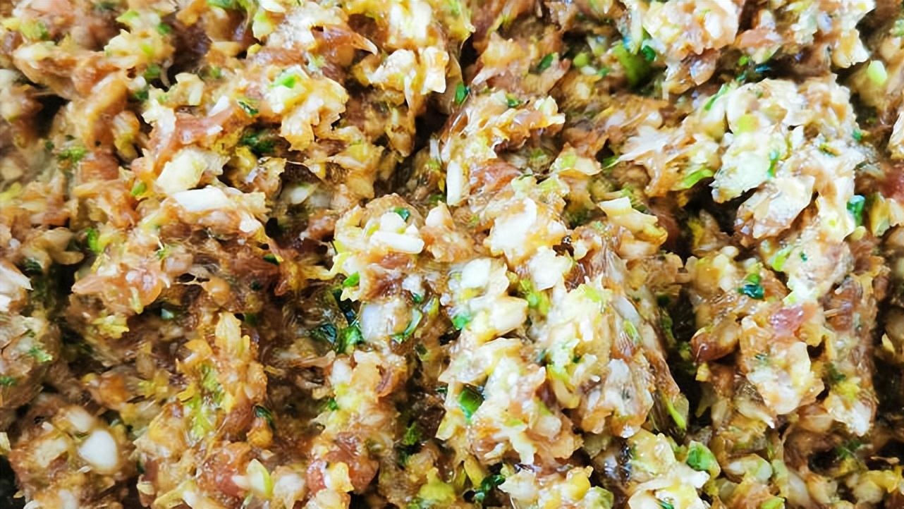 羊肉白菜饺子馅的做法 白菜羊肉水饺怎么调馅-5