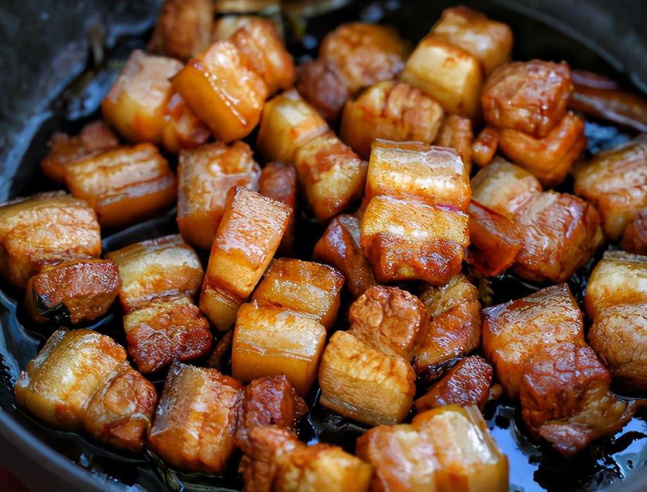 红烧肉炖多久才能软烂（炖红烧肉的技巧）-4