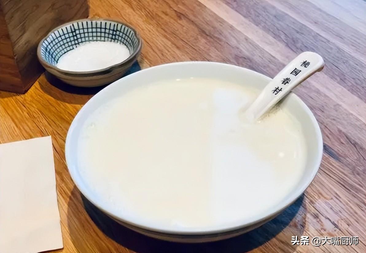 打豆浆都用什么材料最好（家庭制作豆浆的方法）-3