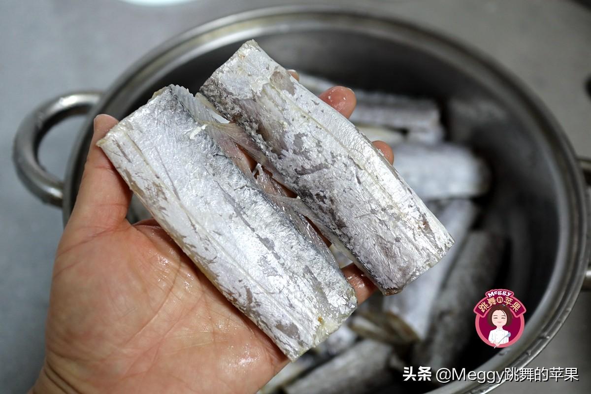 烙饼卷带鱼高压锅多久-4