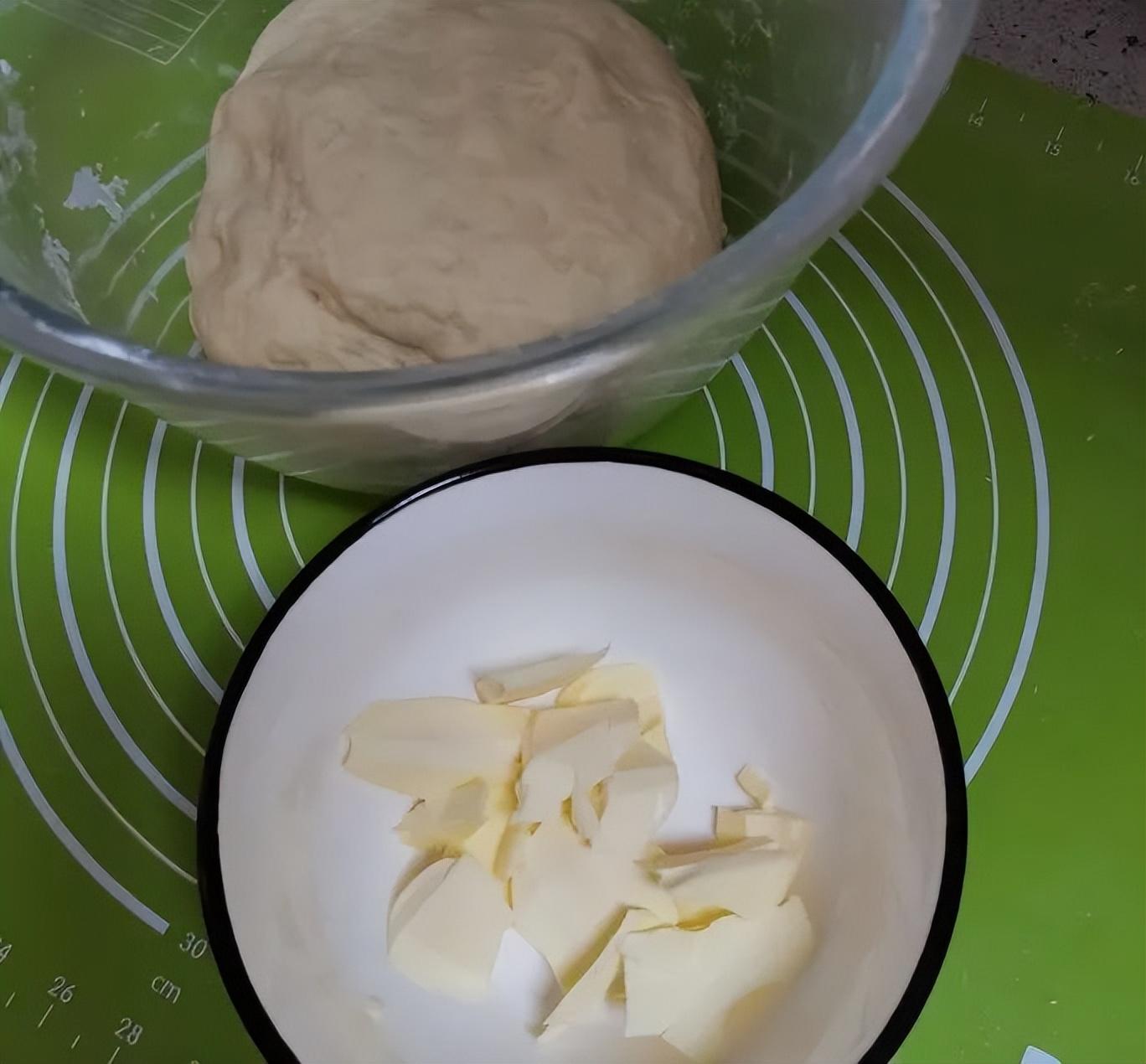蜂蜜大软麻花的制作方法_家庭版麻花的做法-6