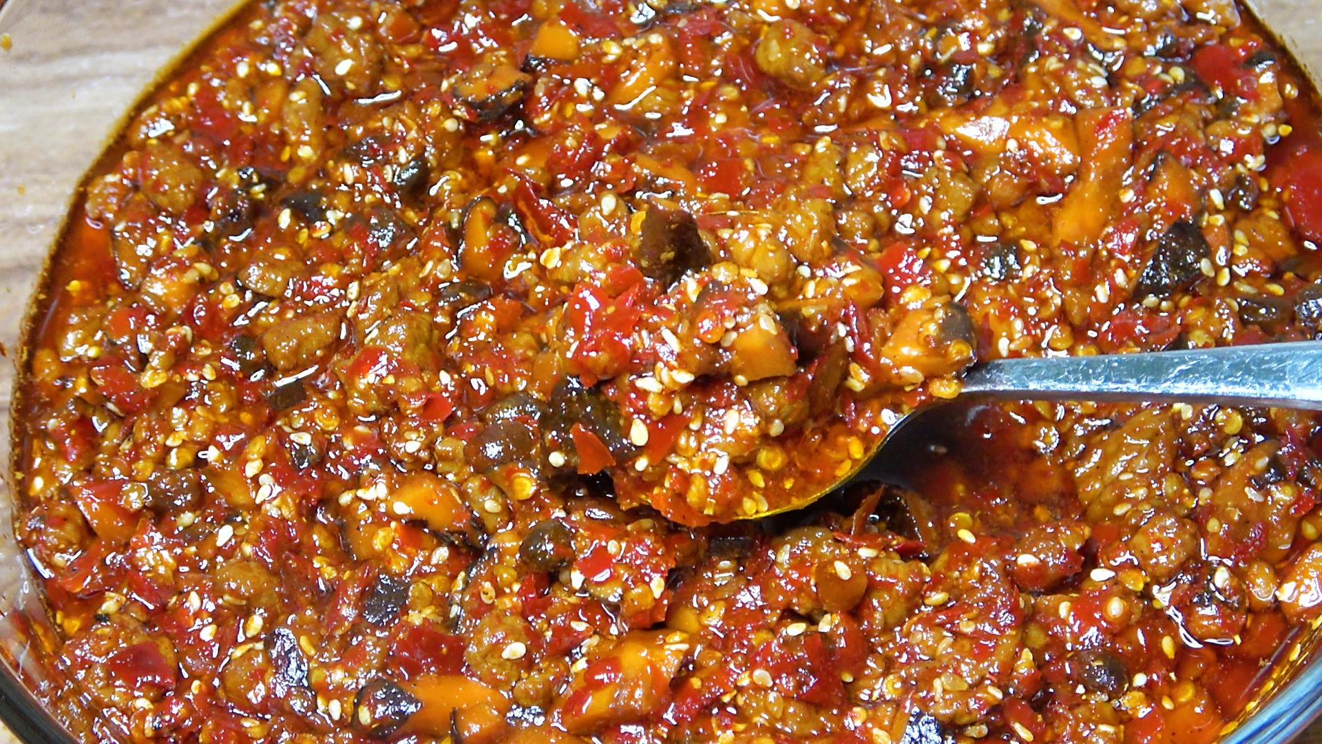 香菇牛肉酱的家庭制作方法（香菇牛肉酱的做法及配方）-1