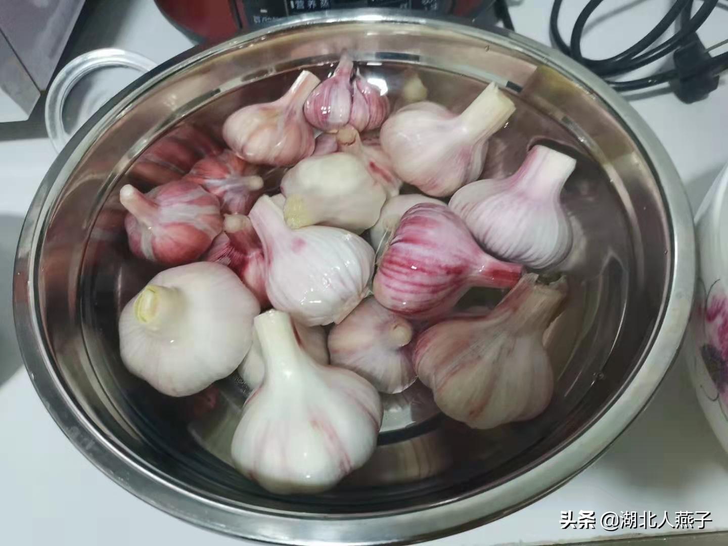糖醋泡蒜的腌制方法和配料（腌制糖醋蒜的方法步骤）-4