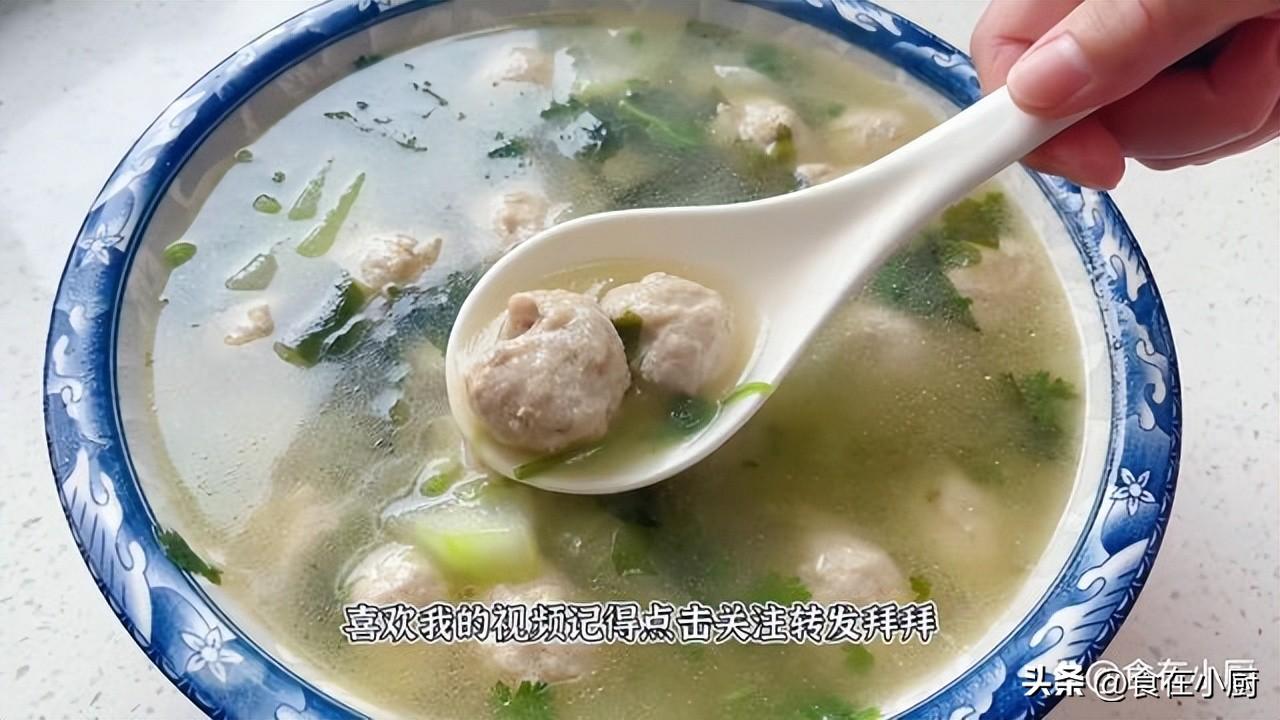 肉丸子汤的做法和配料，肉丸子汤的家常做法-1