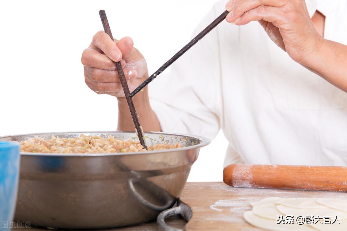 鲜肉包子馅的最佳配方（肉包子馅的调料详细配方）-8