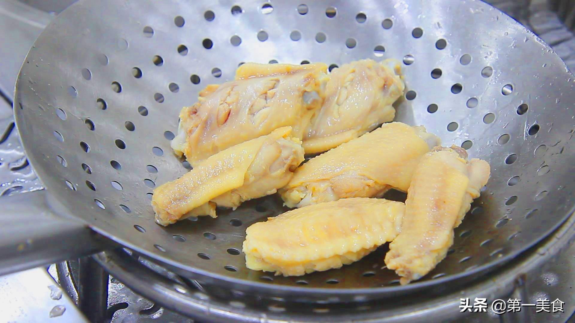 做可乐鸡翅都需要什么材料（可乐鸡翅的配料表和做法）-6