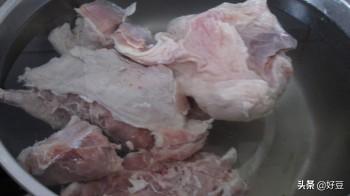 羊肉泡馍的汤的正宗做法 做羊肉泡馍要哪些配料-2