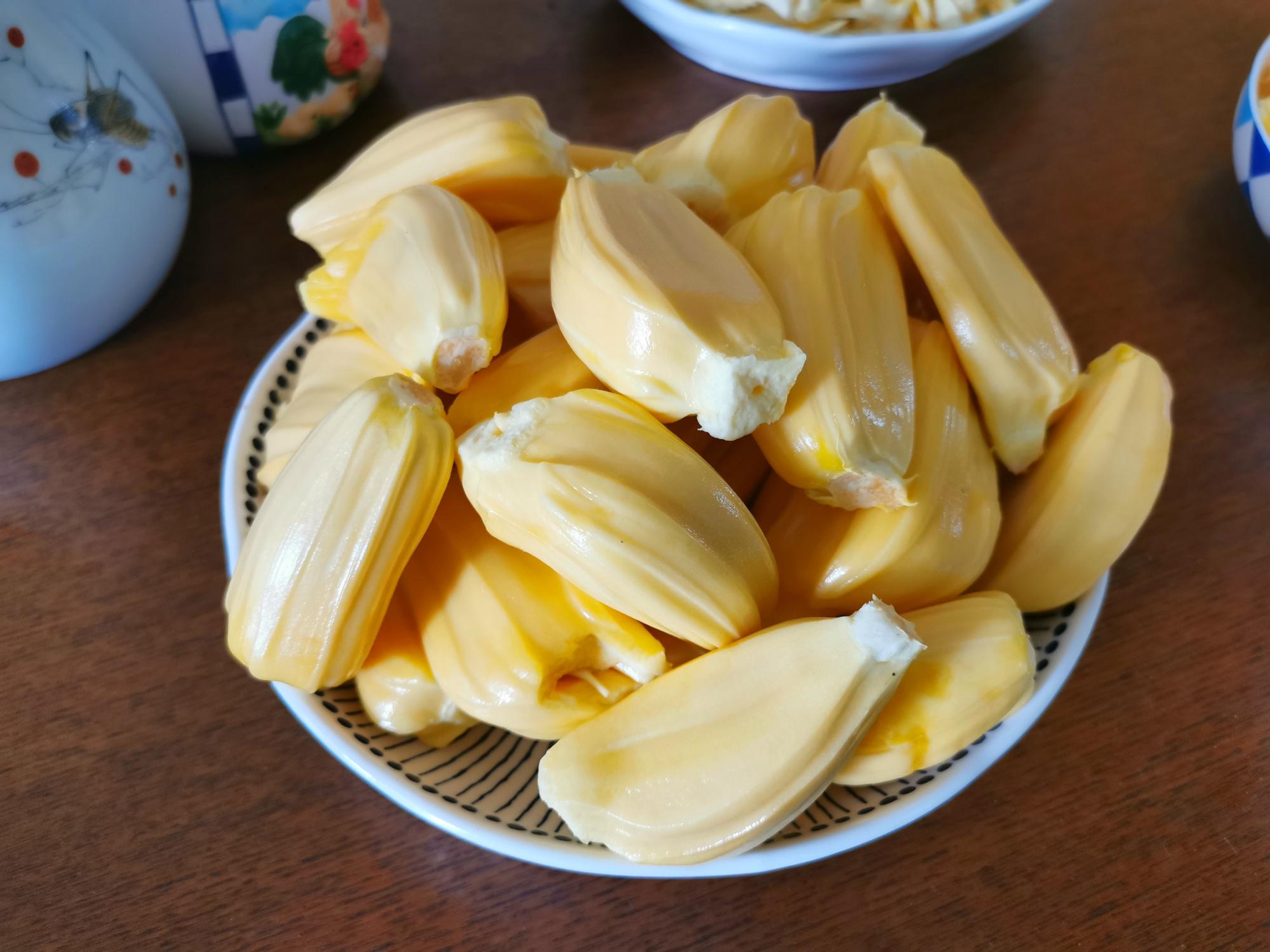 菠萝蜜能吃的部位图解（菠萝蜜吃皮还是吃核）-2