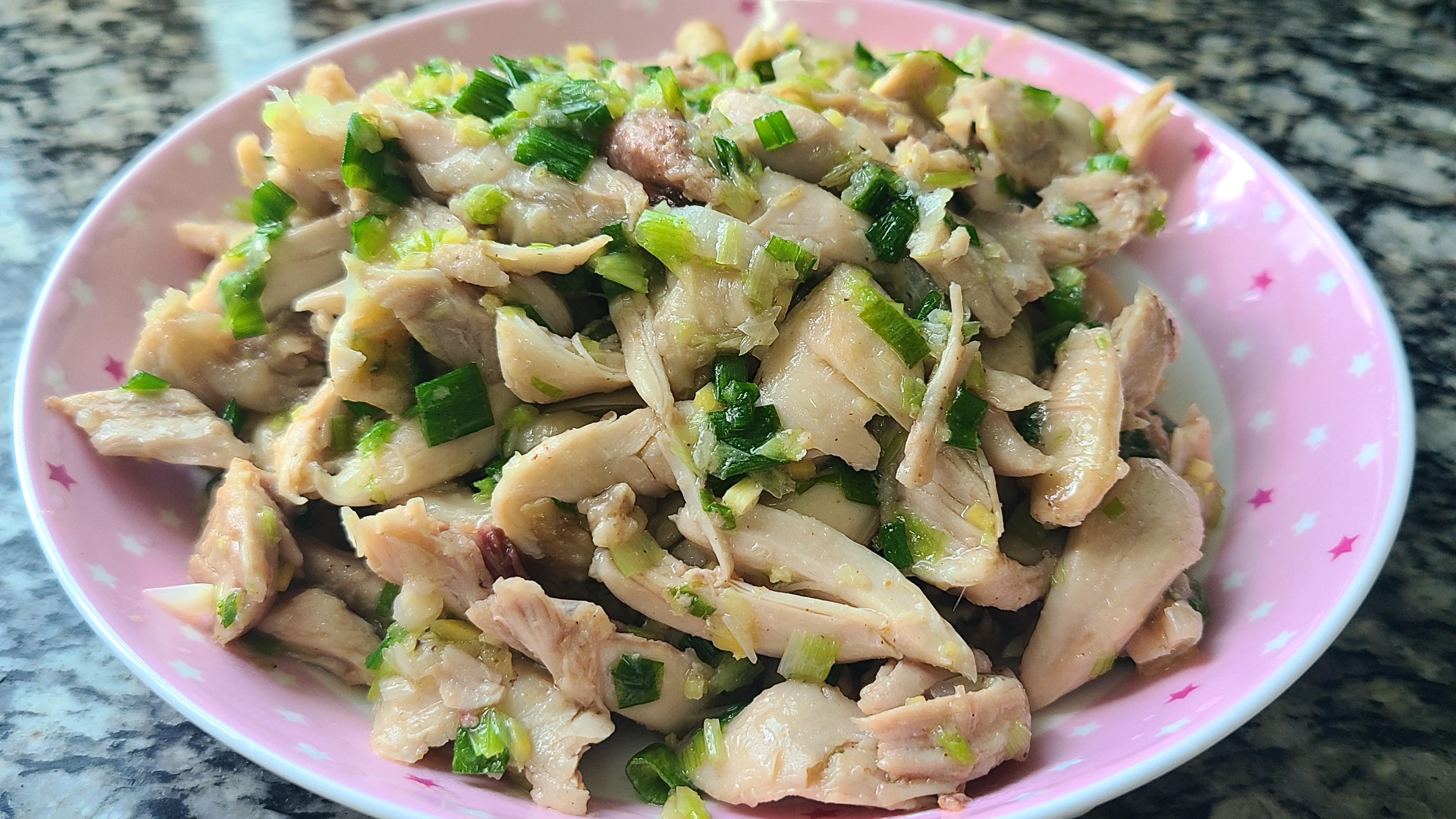 手撕鸡的制作方法和配料，广式手撕鸡的正宗做法-2