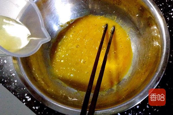牛奶蒸蛋糕的家常做法（喷绘蛋糕怎么做）-5