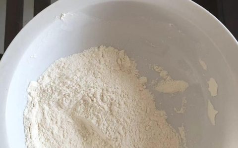 三鲜疙瘩汤的做法和配料（正宗三鲜疙瘩汤的做法）