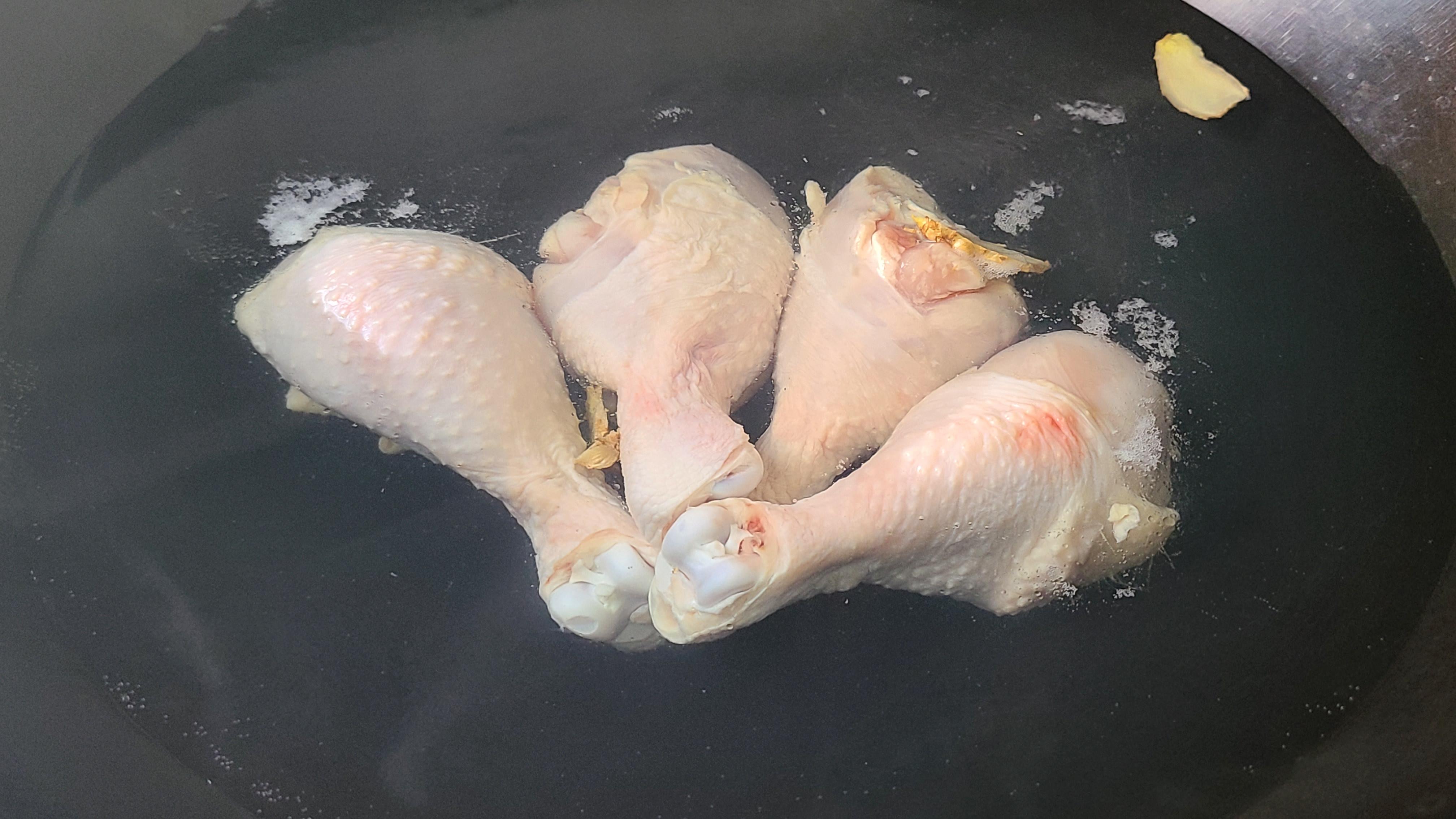手撕鸡的制作方法和配料，广式手撕鸡的正宗做法-3