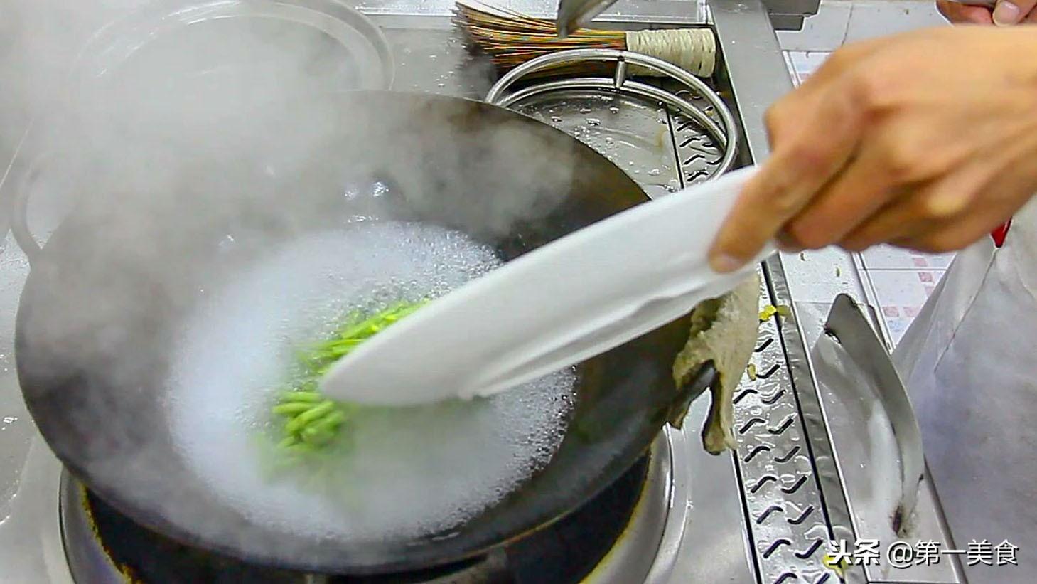 怎样凉拌橄榄菜好吃（橄榄菜炒豆角怎么炒好吃）-5