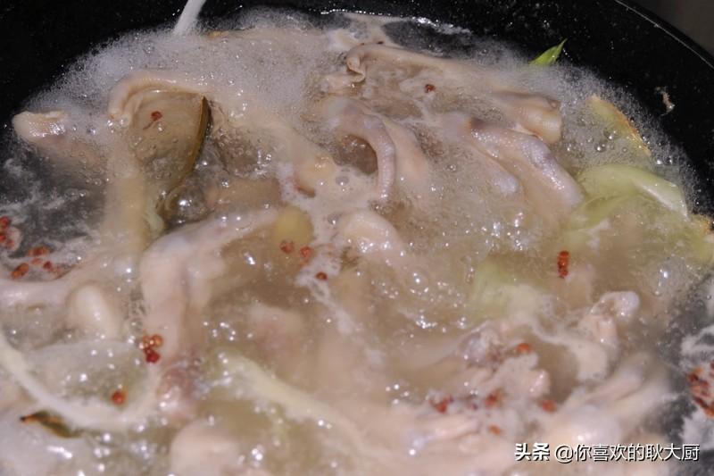 柠檬鸭爪的做法和配料_泡柠檬鸭爪的制作方法-5